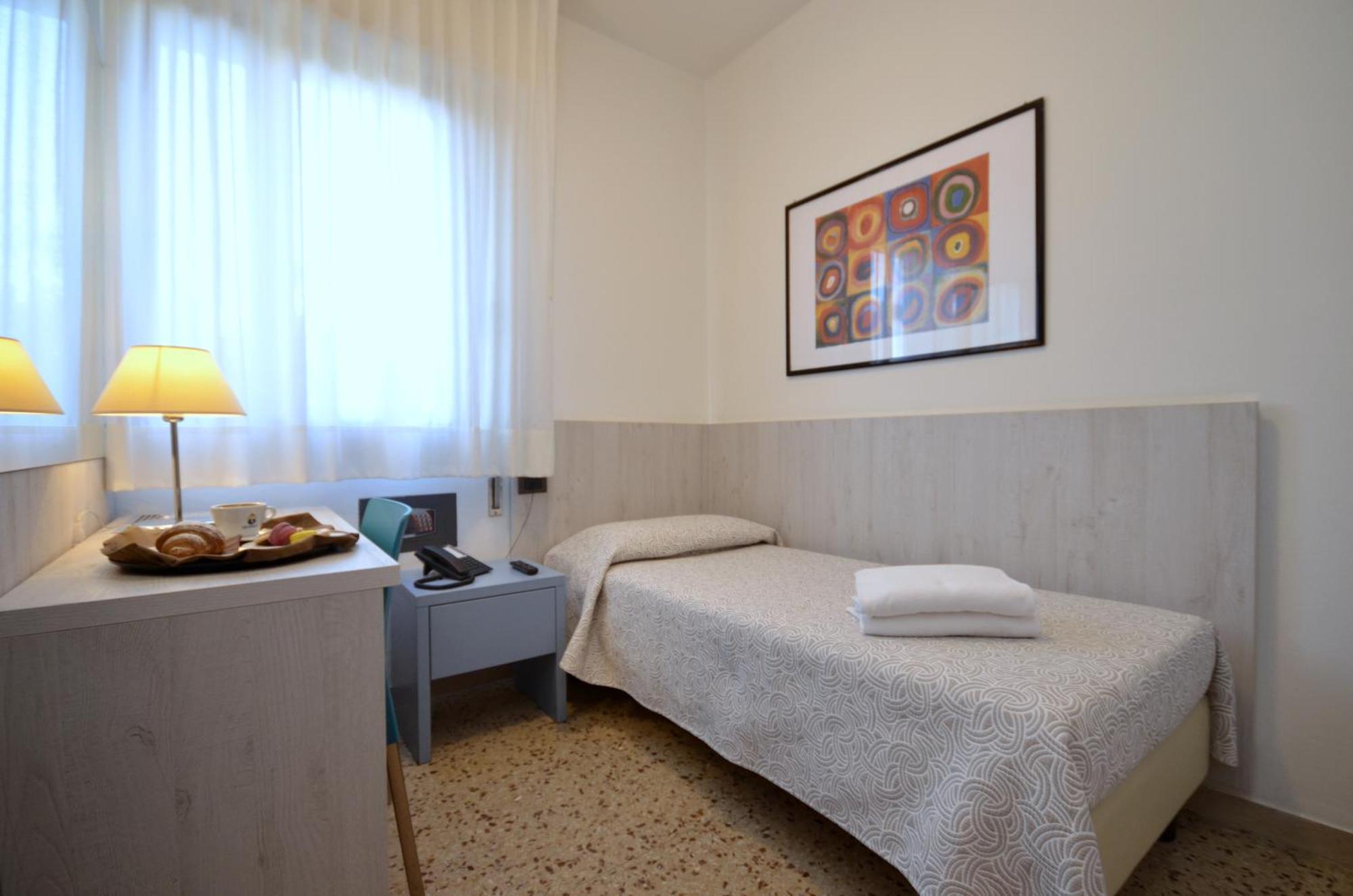 Olimpia Hotel & Aparthotel Bibione Esterno foto