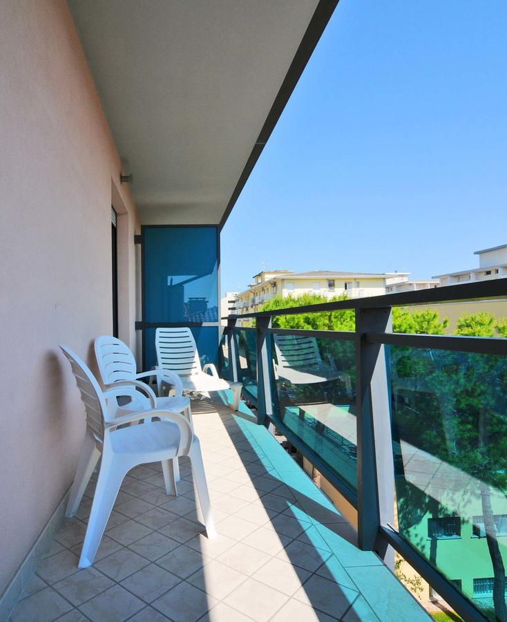 Olimpia Hotel & Aparthotel Bibione Esterno foto